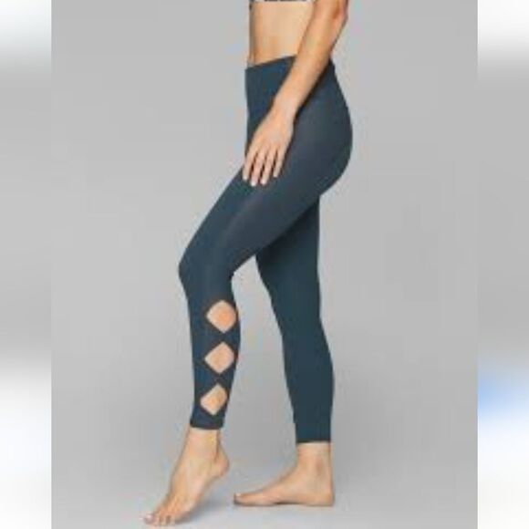 Athleta Cobra Tight cutout deep turquoise green leggings, size XS - Picture 2 of 9